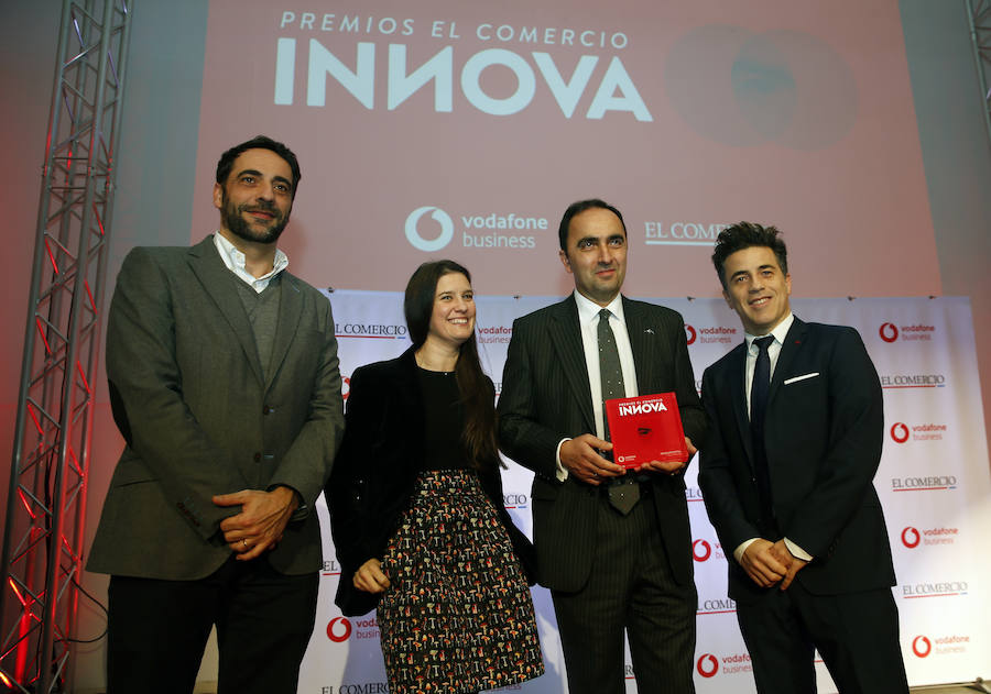 Lo galardones impulsados por EL COMERCIO de la mano de Vodafone, premiaron en Gijón las mejores prácticas renovadoras y de futuro en el tejido empresarial asturiano.