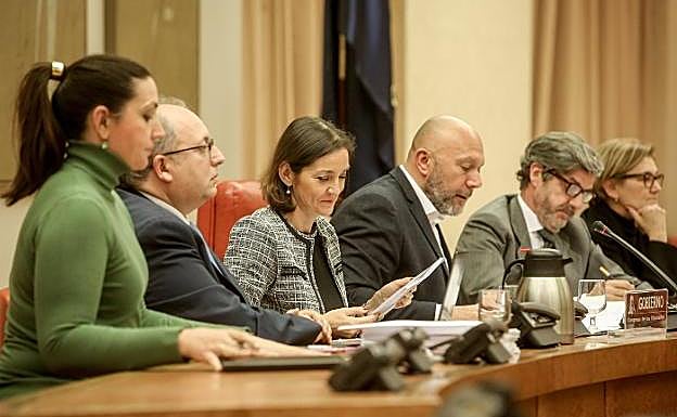 El Gobierno dará prioridad a las ofertas de inversores nacionales en la venta de Alcoa