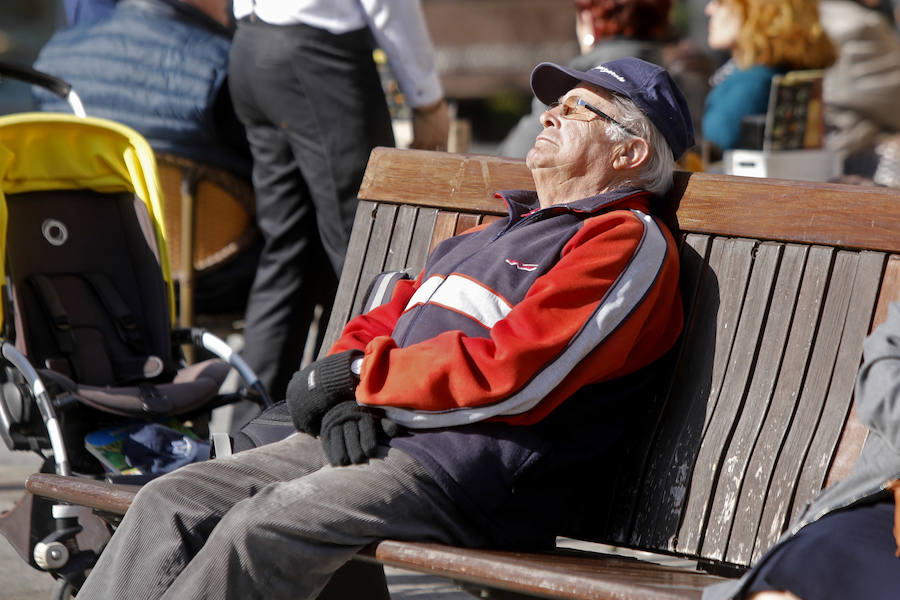 Las temperaturas estos días en El Principado hacen disfrutar de días primaverales