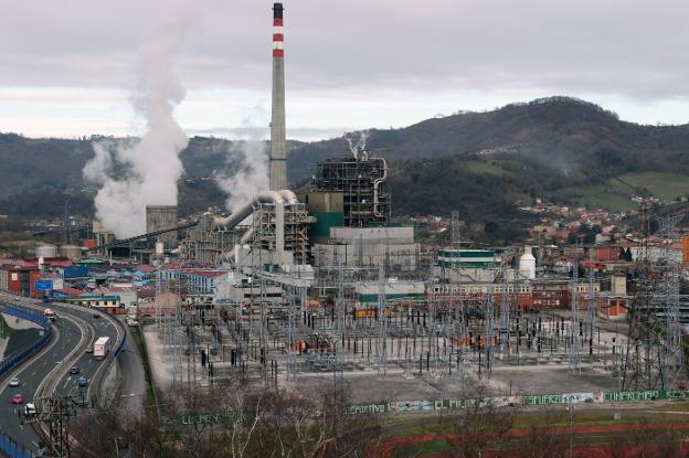 Iberdrola pidió en noviembre de 2017 el permiso para cerrar la central térmica de Lada. 