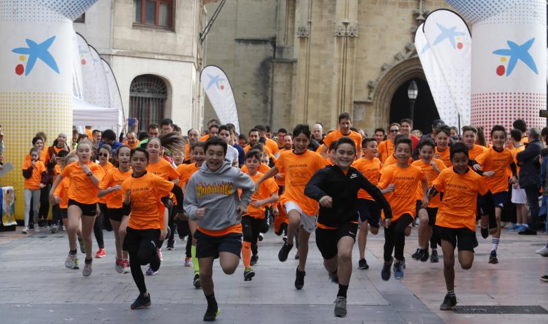 Salida de la carrera celebrada en Oviedo.