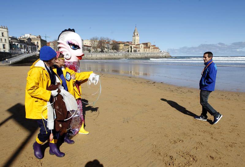 Este año estará acompañada de su chófer y de 'Rosiña', ambos brigadistas de la mar