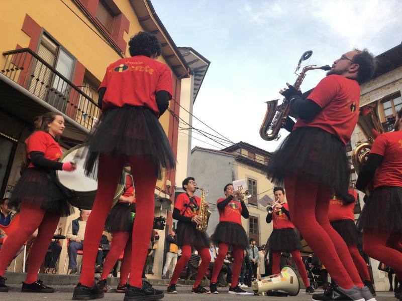 La 'Charanga Picante' fue la vencedora de la noche al conseguir el premio del público y del jurado. 