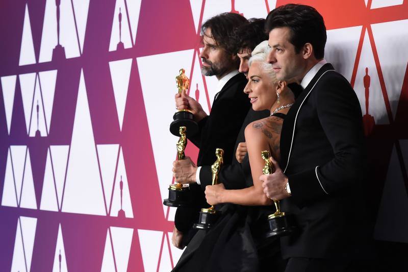 Los premiados posan con sus estatuillas después de una noche de grandes emociones en la gala de los Premios Oscar 2019