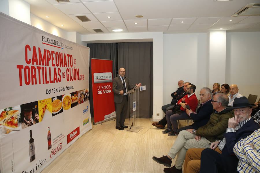 El concurso de tortilllas de EL COMERCIO ya tiene los ganadores de esta última edición. Café Ronaike se lleva el primer premio en la categoría de Tortilla tradicional' y cafetería Europa es el ganador de la 'Tortilla con'