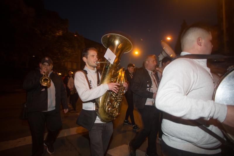 Britney Spears y Freddy Mercury arropan la apertura oficial del carnaval
