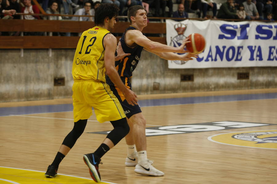 Con un gran acierto en el lanzamiento exterior los de Javi Rodríguez solventaron en el último cuarto su duelo ante el Real Canoe