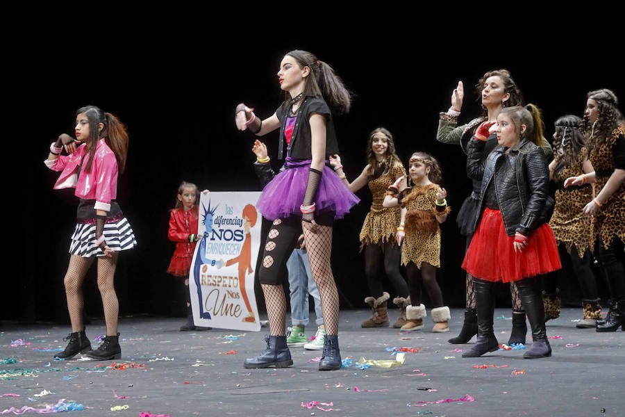 La cita, que celebra su XXV aniversario, tuvo lugar en el Teatro Jovellanos