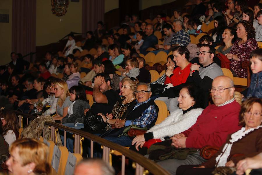 La cita, que celebra su XXV aniversario, tuvo lugar en el Teatro Jovellanos 