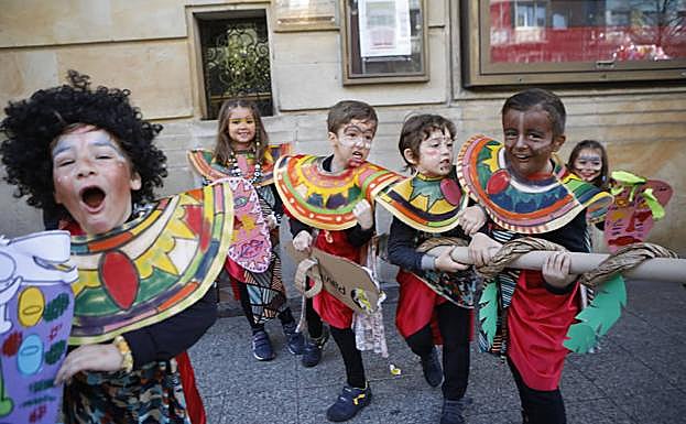 Imagen. Desfile infantil del Carnaval de Gijón (III)