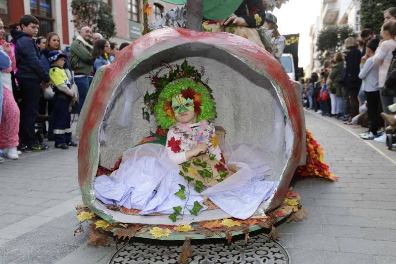 Los astronautas, las naves especiales y los extraterrestres toman las calles llaniscas