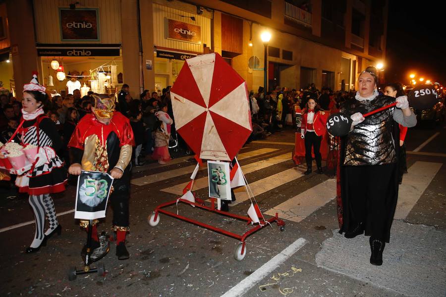 Fotos: ¿Estuviste en el desfile del Antroxu en Gijón? ¡Búscate! (2)