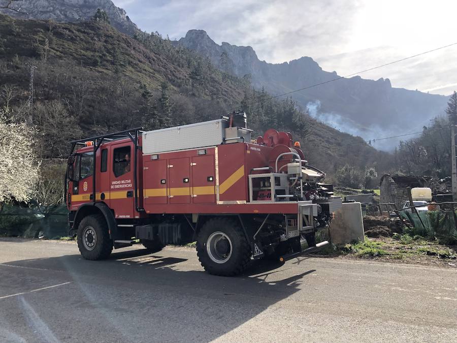 Fotos: Los incendios azotan el oriente asturiano