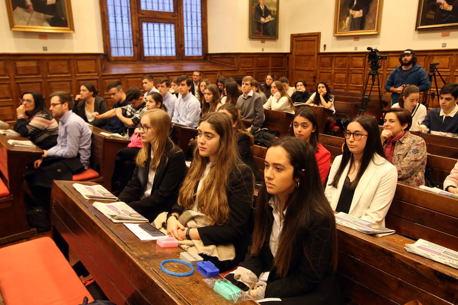 El proyecto Soundup del Colegio de Fomento Peñamayor se ha alzado con el primer premio en la categoría de menores de 17 años de STARTinnova, el programa de impulso de la cultura emprendedora de EL COMERCIO. En la categoría de segundo de Bachillerato y Formación Profesional se ha impuesto Imapro, del CIFP La Laboral, gracias a su propuesta de una compañía de mantenimiento para la Industria 4.0 de la región.