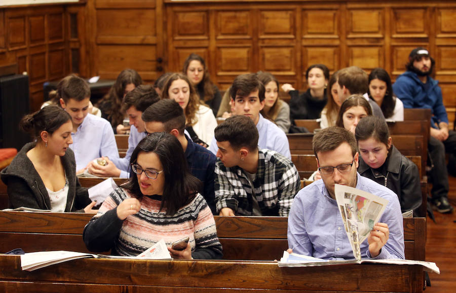 El proyecto Soundup del Colegio de Fomento Peñamayor se ha alzado con el primer premio en la categoría de menores de 17 años de STARTinnova, el programa de impulso de la cultura emprendedora de EL COMERCIO. En la categoría de segundo de Bachillerato y Formación Profesional se ha impuesto Imapro, del CIFP La Laboral, gracias a su propuesta de una compañía de mantenimiento para la Industria 4.0 de la región.