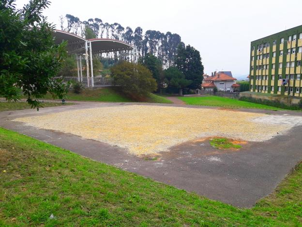 La parcela donde se ubicará el futuro Centro de Estudios Musicales de Candás. 