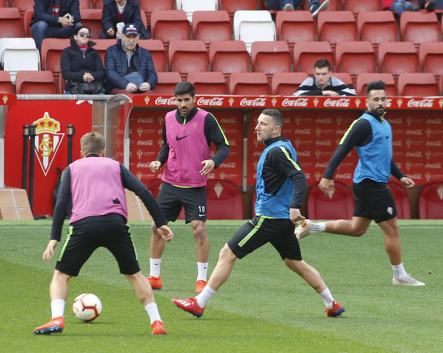 Los aficionados han podido asistir al entreno de los rojiblancos preparatorio del partido del domingo en Córdoba (16 horas)