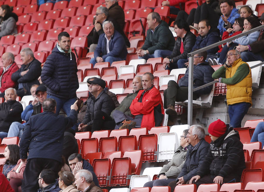 Los aficionados han podido asistir al entreno de los rojiblancos preparatorio del partido del domingo en Córdoba (16 horas)