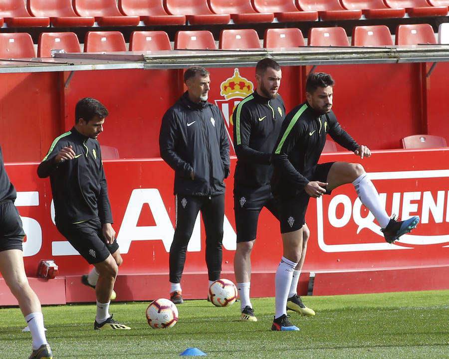 Los aficionados han podido asistir al entreno de los rojiblancos preparatorio del partido del domingo en Córdoba (16 horas)