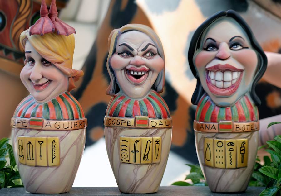 Las fallas valencianas han tenido como protagonistas a políticos del panorama nacional, como Pablo Casado o Pedro Sánchez y otros ligados a la actualidad catalana. Tampoco han faltado otros como Trump.