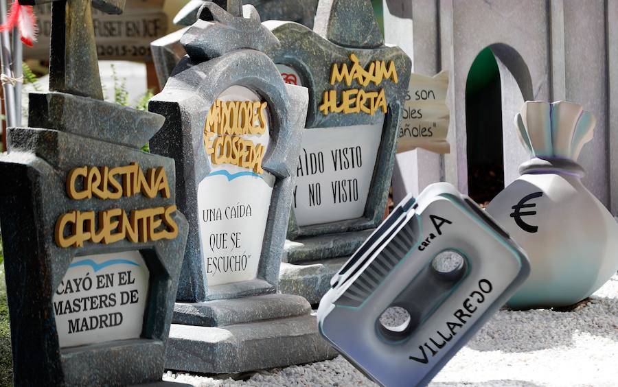 Las fallas valencianas han tenido como protagonistas a políticos del panorama nacional, como Pablo Casado o Pedro Sánchez y otros ligados a la actualidad catalana. Tampoco han faltado otros como Trump.