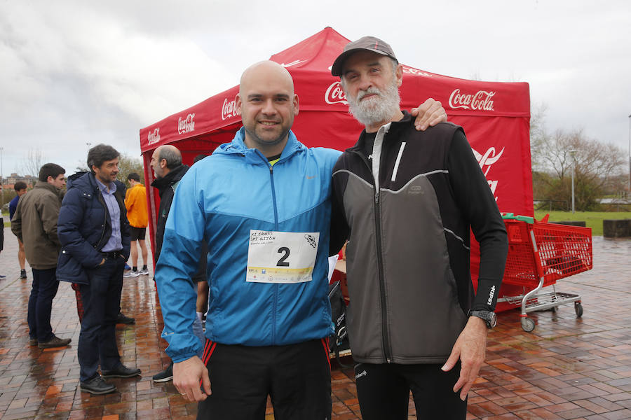 Jorge Pérez y Marta Díez se impusieron en una carrera en la que participaron 200 corredores .