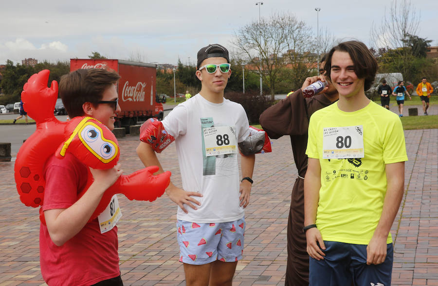Jorge Pérez y Marta Díez se impusieron en una carrera en la que participaron 200 corredores .