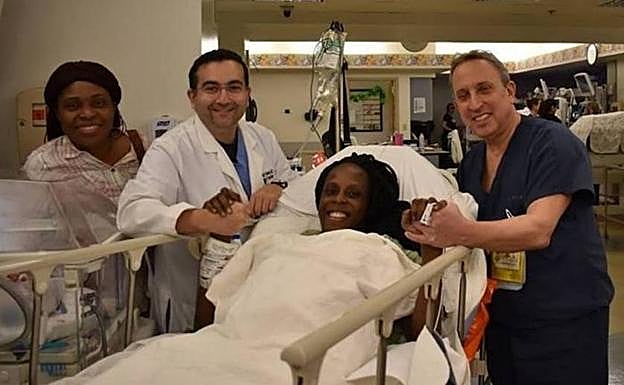 Imagen de la madre de los sextillizos difundida en redes sociales.