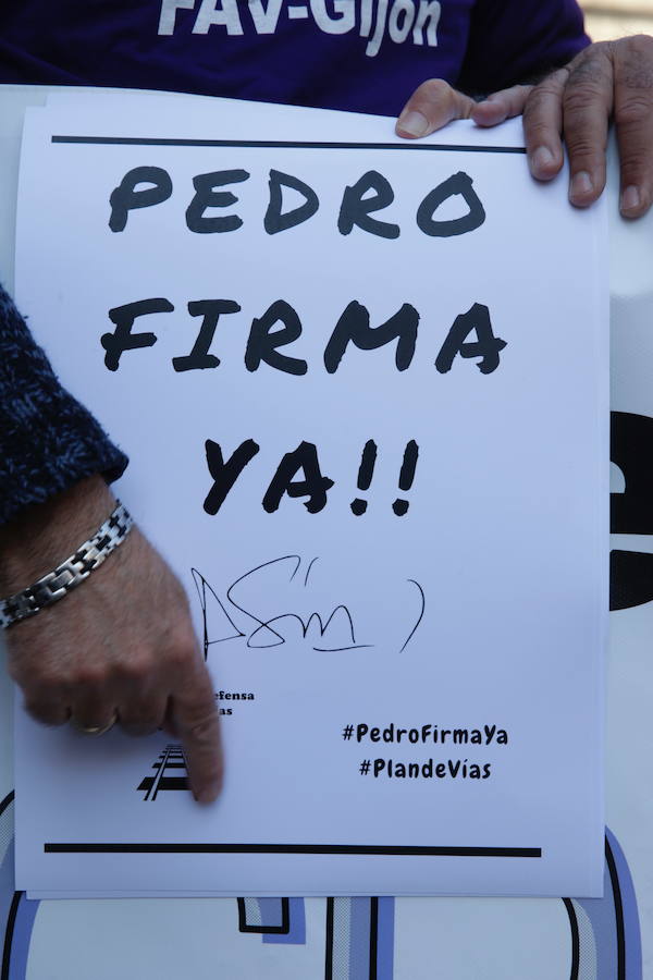 Locales comerciales lucirán los carteles de protesta en sus escaparates