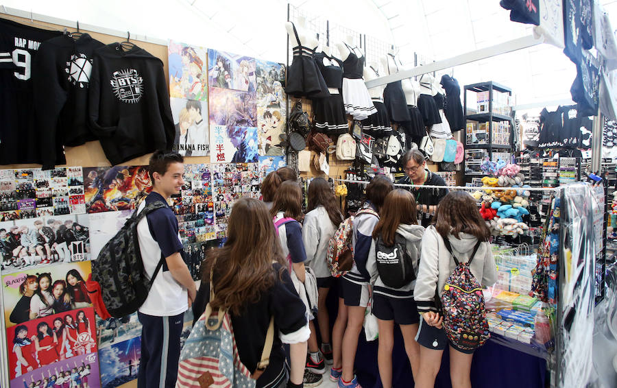 La Convención Juvenil de Cultura y Ocio Alternativo de Asturias congregará en el Calatrava de Oviedo a miles de personas hasta el próximo domingo.