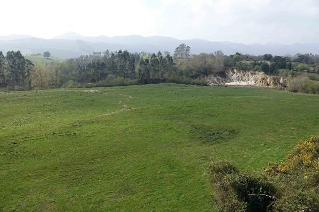 Zona de corta de arenas en las inmediaciones de Colombres. 