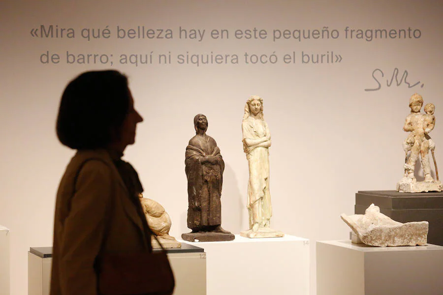 El Museo Casa Natal de Jovellanos en Gijón acoge la muestra de los dibujos, escayolas y otros materiales que el escultor asturiano Sebastián Miranda conservaba en su taller cuando falleció y que han sido donados por la familia del artista. La exposición podrá visitarse hasta el 22 de septiembre.