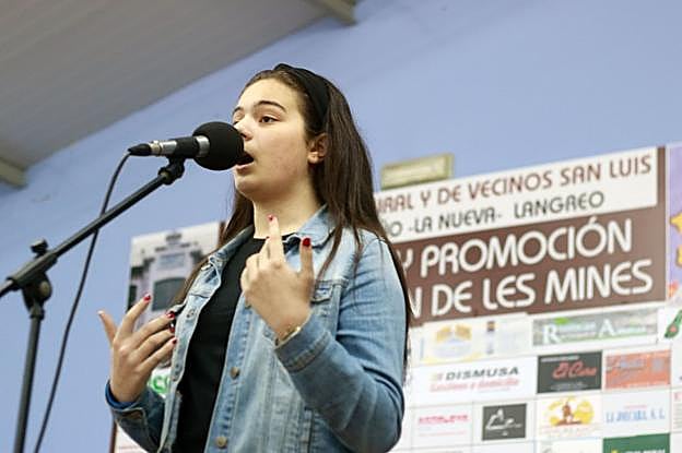 Actuación de Andrea Menéndez, de Gijón. 