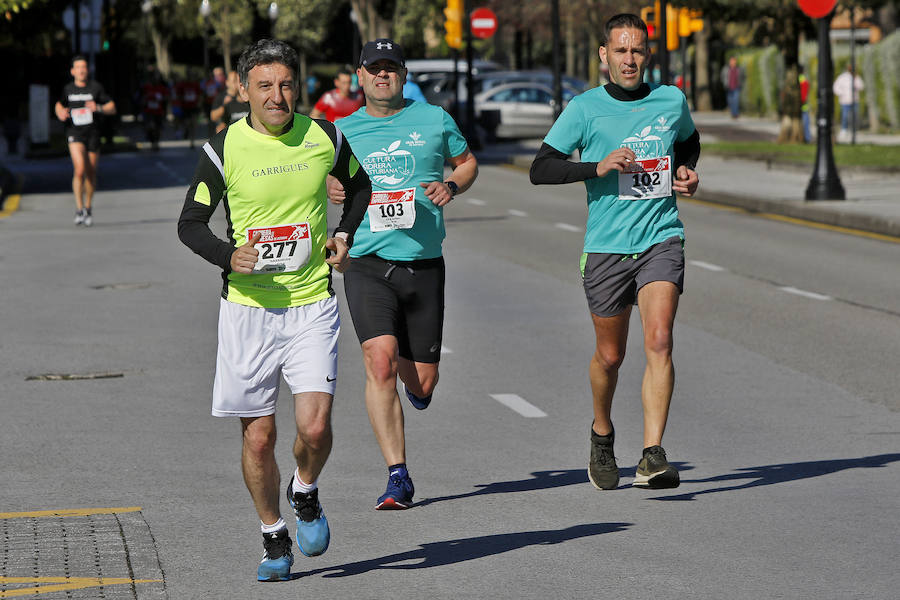 Fotos: ¿Estuviste en la I Carrera de Empresas de Asturias? ¡Búscate!