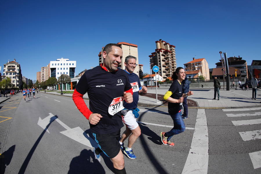 Fotos: ¿Estuviste en la I Carrera de Empresas de Asturias? ¡Búscate!