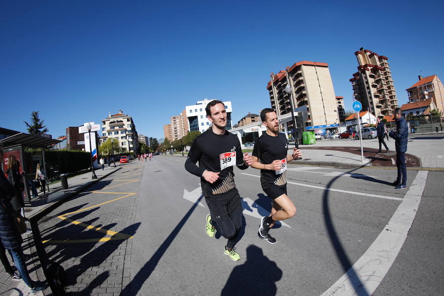 Fotos: ¿Estuviste en la I Carrera de Empresas de Asturias? ¡Búscate!