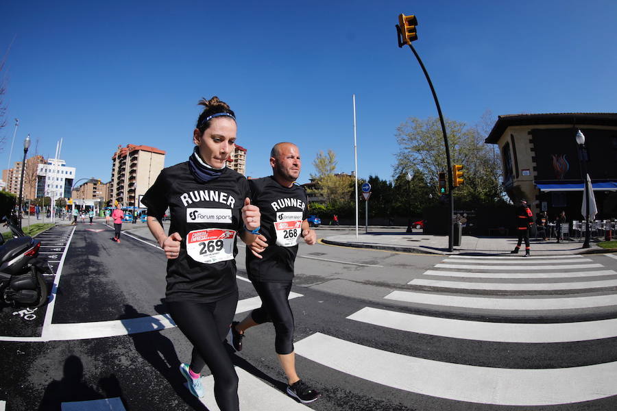 Fotos: ¿Estuviste en la I Carrera de Empresas de Asturias? ¡Búscate!