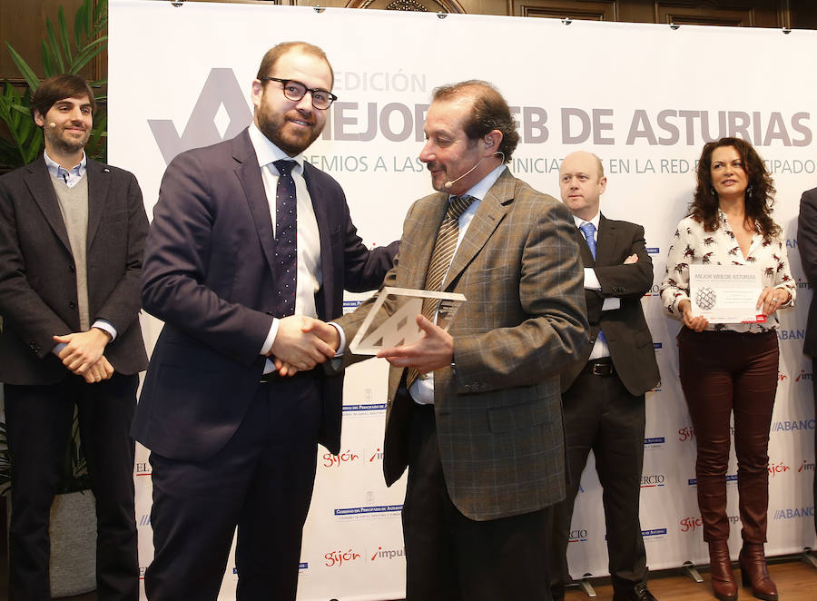 Consiste del XX concurso que EL COMERCIO lleva a cabo para escoger la iniciativa más atractiva, funcional e útil de la región. El sorteo cuenta con seis categorías: Empresarial / institucional, Servicio e iniciativa social, Ocio, Comercio Online, APPS y Blogs