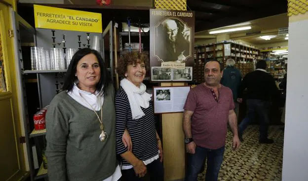 Marci Fernández, Carmen González y Juanjo Fernández. 