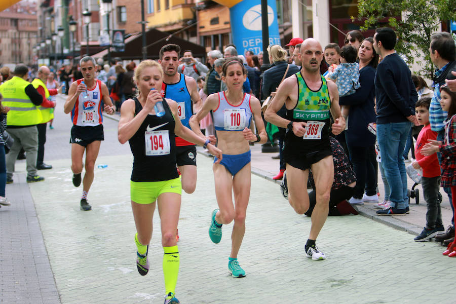 La jornada ha acompañado a los participantes en esta carrera.