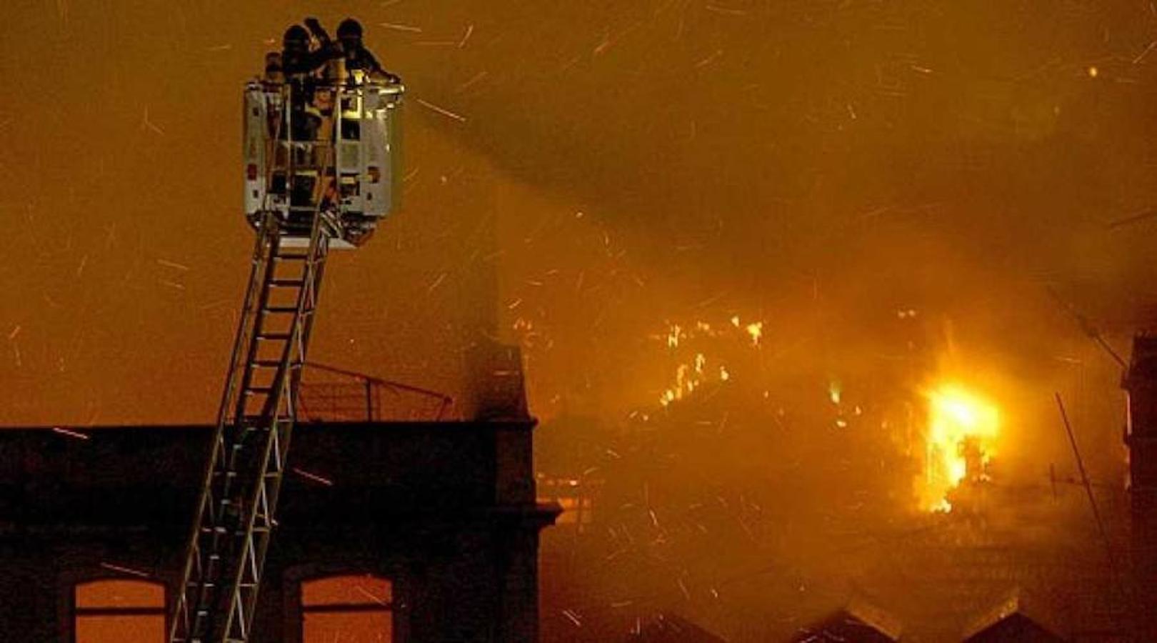 Incendio en la avenida de la Libertad de Lisboa el 6 de julio de 2008