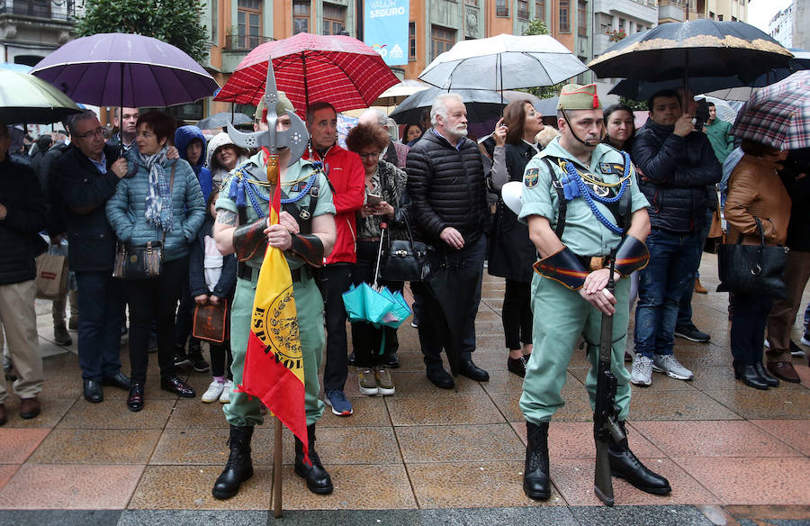 La basílica de San Juan acogió la ceremonia del indulto que tenía previsto celebrarse a las puertas del Tribunal Superior de Justicia. 