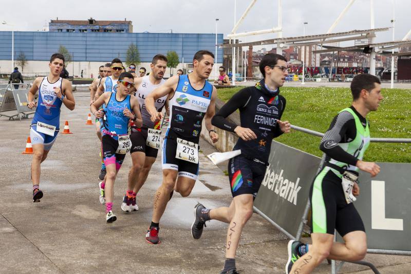 La competición organizada por el Academia Civil-CNSO en las inmediaciones de la playa de Poniente fue, de nuevo, uno de los grandes referentes deportivos de la ciudad de la mañana de Viernes Santo.