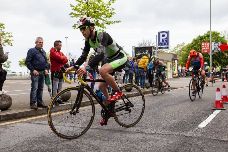 La competición organizada por el Academia Civil-CNSO en las inmediaciones de la playa de Poniente fue, de nuevo, uno de los grandes referentes deportivos de la ciudad de la mañana de Viernes Santo.
