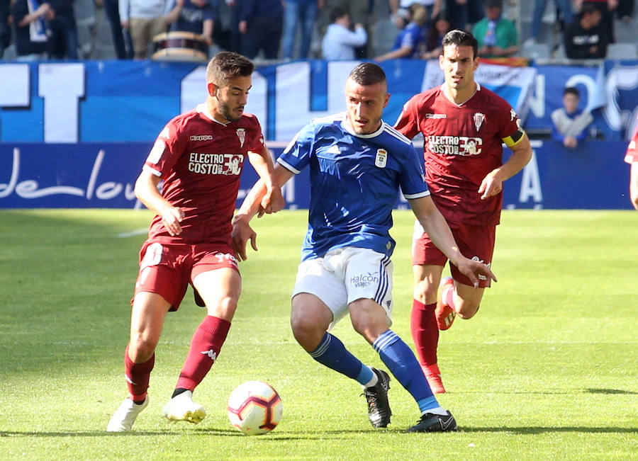 El equipo azul empató en el Carlos Tartiere y dejó escapa tres puntos que le mantienen noveno en la clasificación de Segunda División
