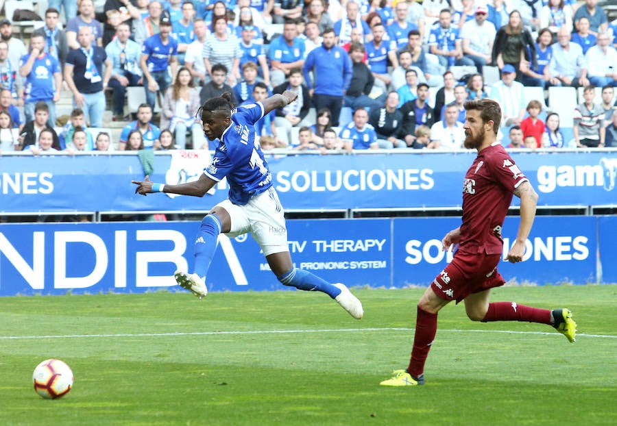 El equipo azul empató en el Carlos Tartiere y dejó escapa tres puntos que le mantienen noveno en la clasificación de Segunda División