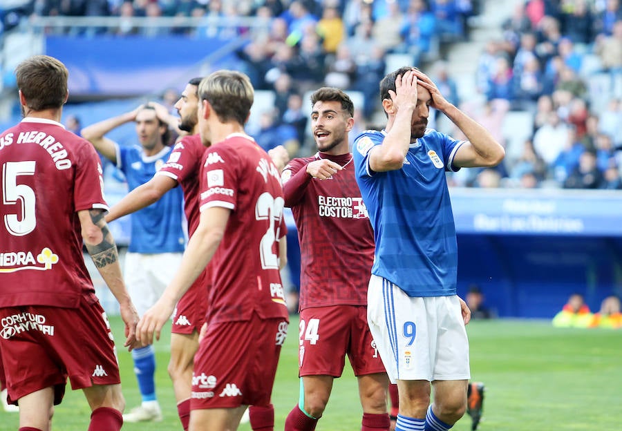 El equipo azul empató en el Carlos Tartiere y dejó escapa tres puntos que le mantienen noveno en la clasificación de Segunda División