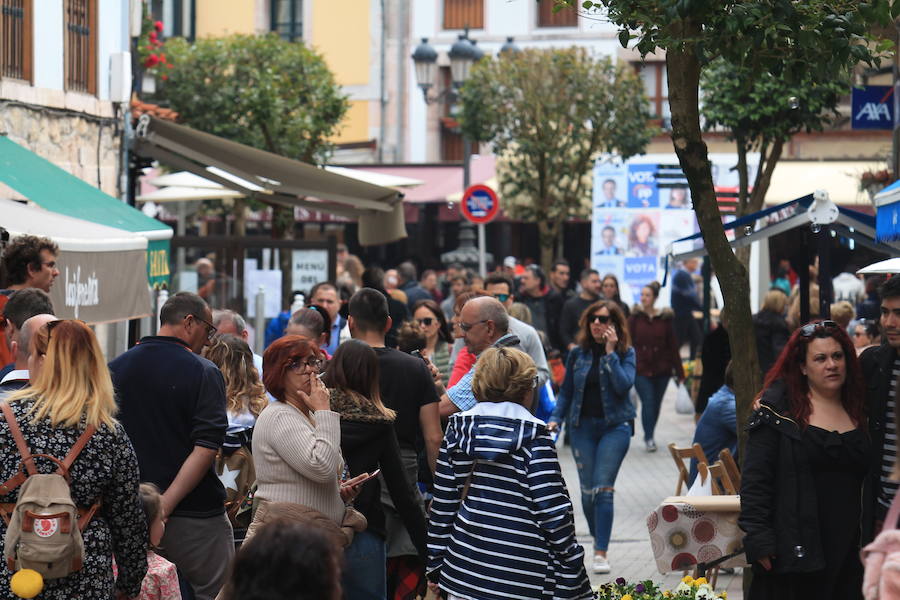 El Principado tuvo un tiempo de lo más agradable durante la jornada del Viernes Santo. Puntos de gran afluencia turística, como Gijón o Los Lagos de Covadonga se llenaron de visitantes