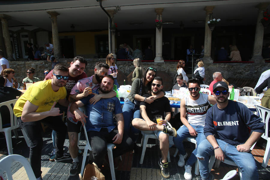 La edición de 2019 de la Comida en la calle de Avilés vuelve a repetir el éxito de la edición precedente