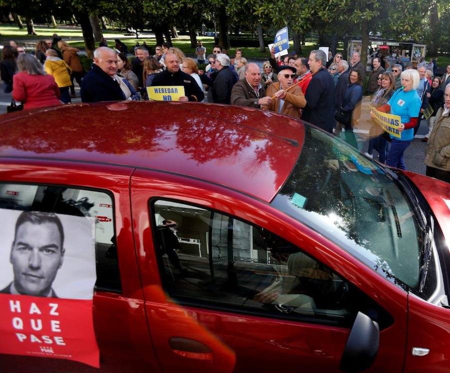 Un centenar de personas se manifestaron para exigir que se ponga fin al impuesto de sucesiones, donaciones y plusvalías para familiares de hasta cuarta generación.